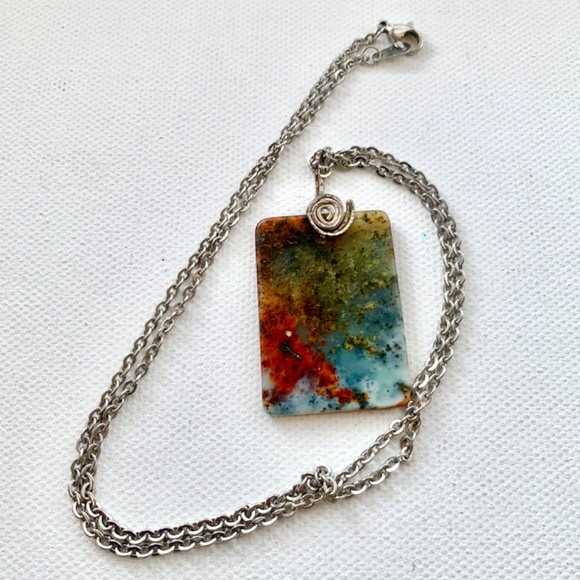 Natural Stone or Fossilized Plant Life Pendant w/ Stainless Steel Detail & Chain - Picture 6 of 9